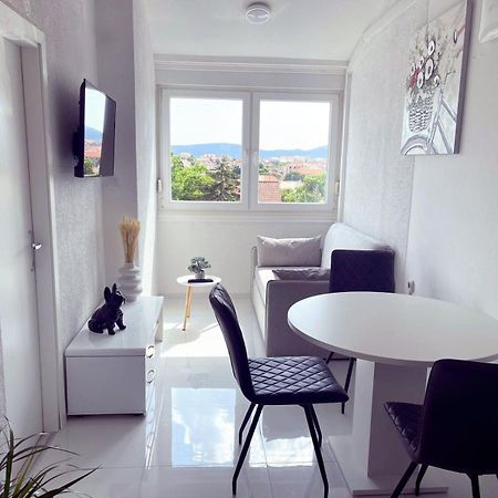 Apartman Moon ザダル エクステリア 写真
